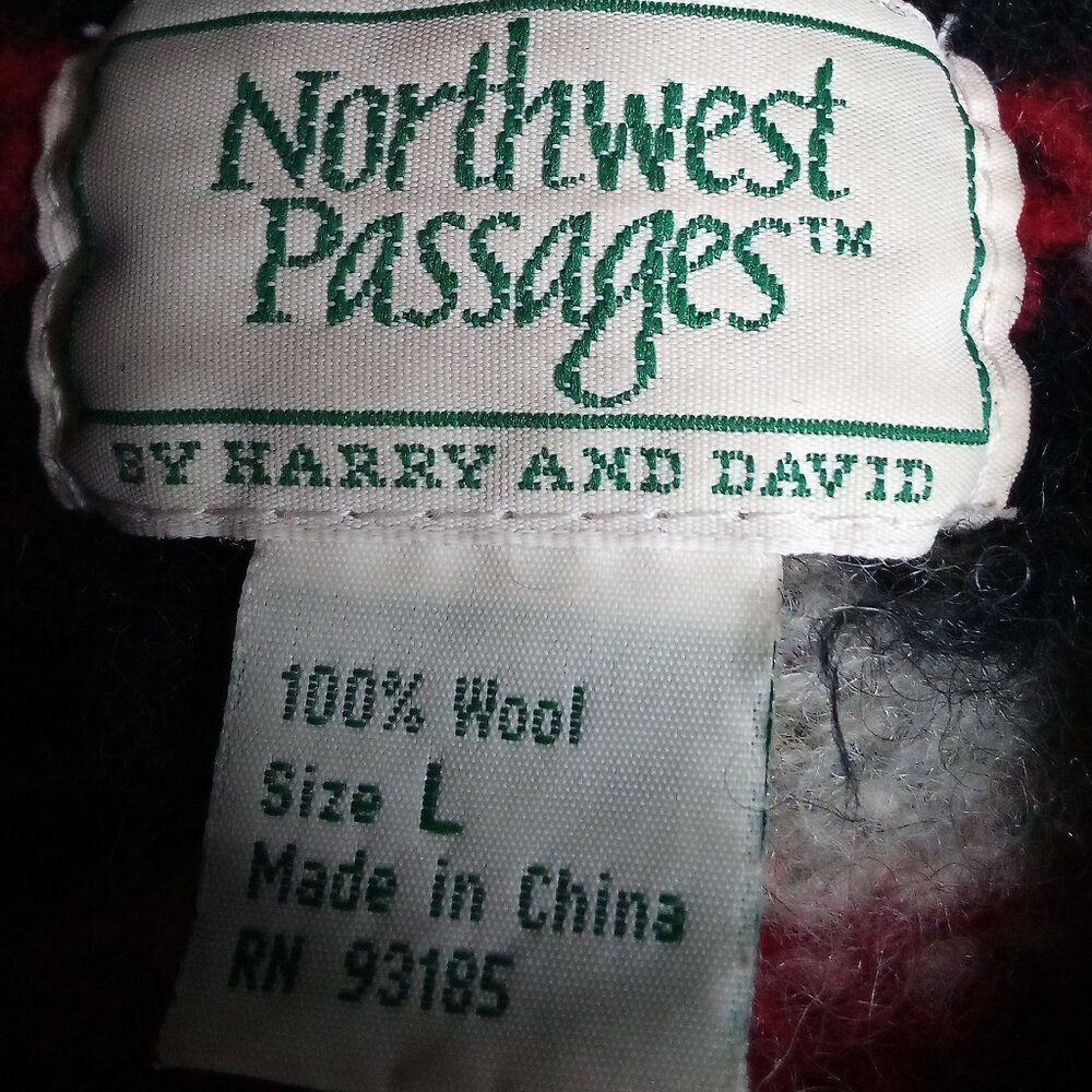 Vintage Northwest Passages Pacific Northwest Totem Art Wool Crewneck Sweater - Picture 3 of 6